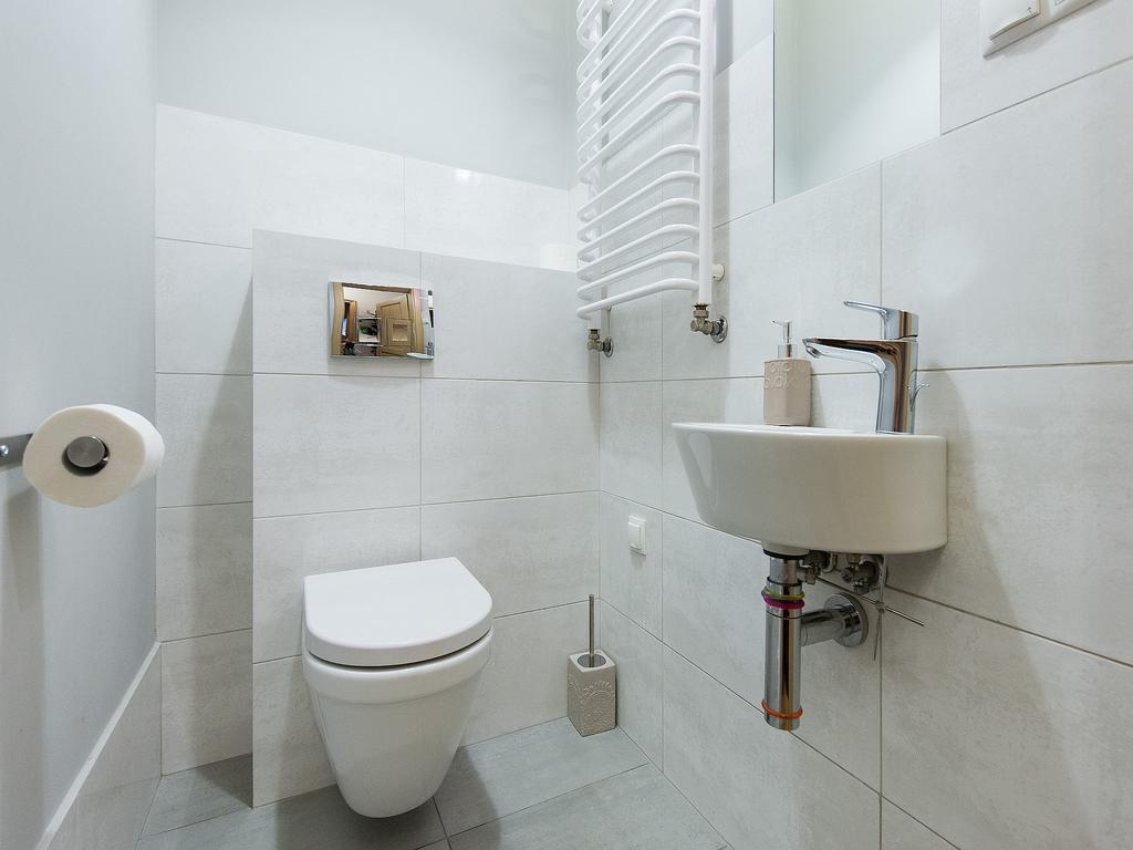 5 Bedroom Family Apartment Krakow Room photo