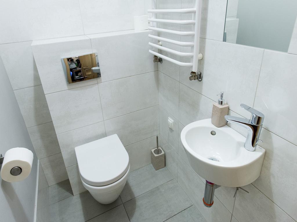 5 Bedroom Family Apartment Krakow Room photo