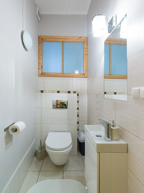 5 Bedroom Family Apartment Krakow Room photo